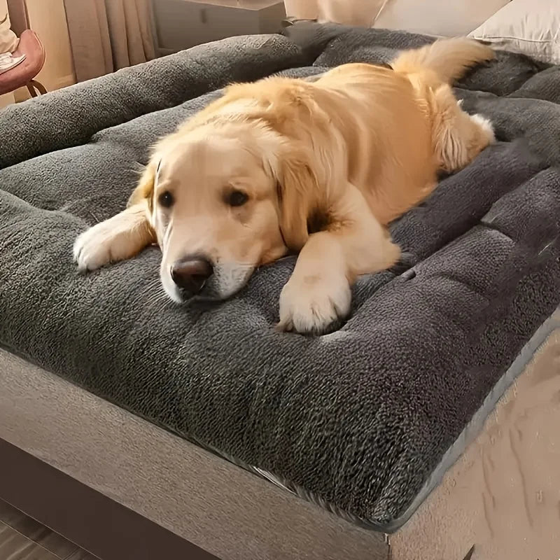Extra Large Thickened Plush Dog Sofa Bed & Crate Mat