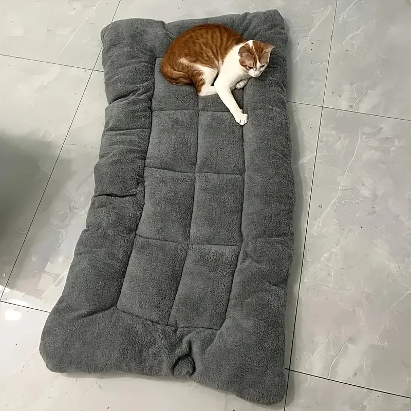 Extra Large Thickened Plush Dog Sofa Bed & Crate Mat